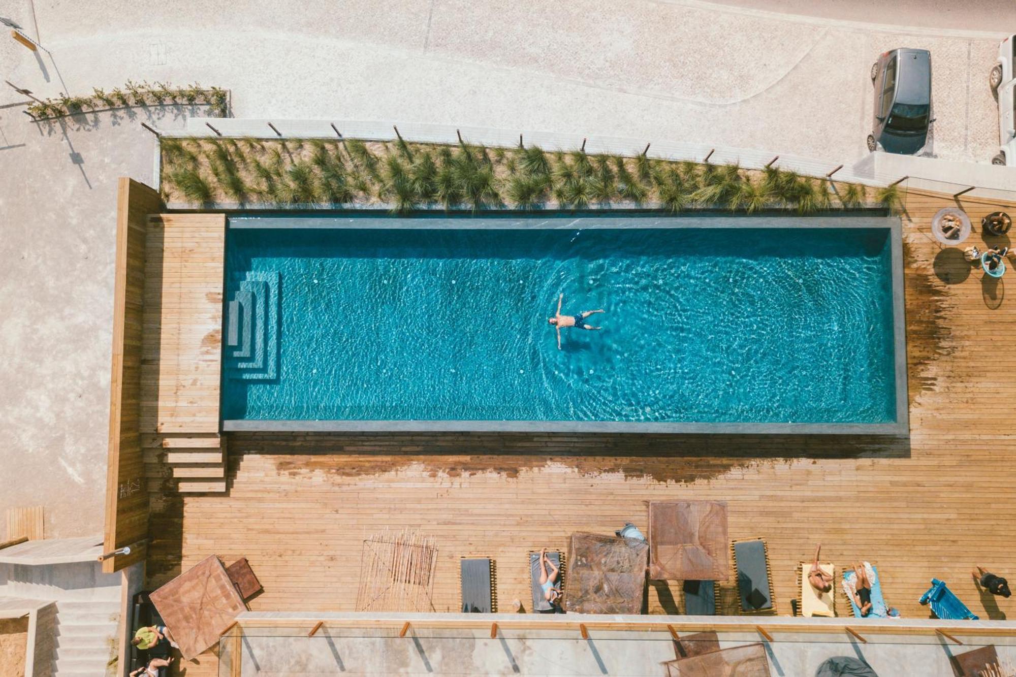 ホテル Noah Surf House Portugal サンタ・クルーズ エクステリア 写真