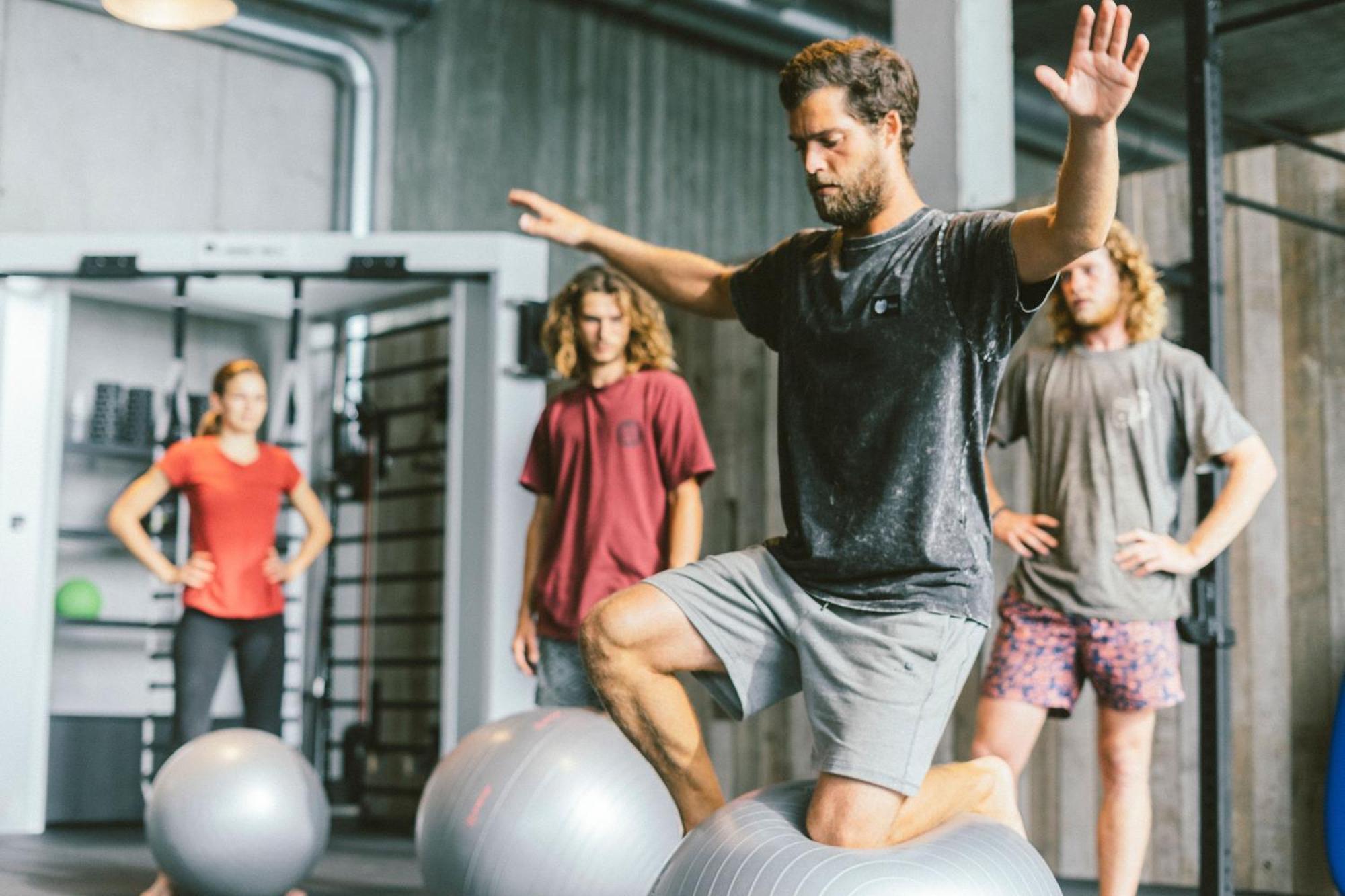 ホテル Noah Surf House Portugal サンタ・クルーズ エクステリア 写真