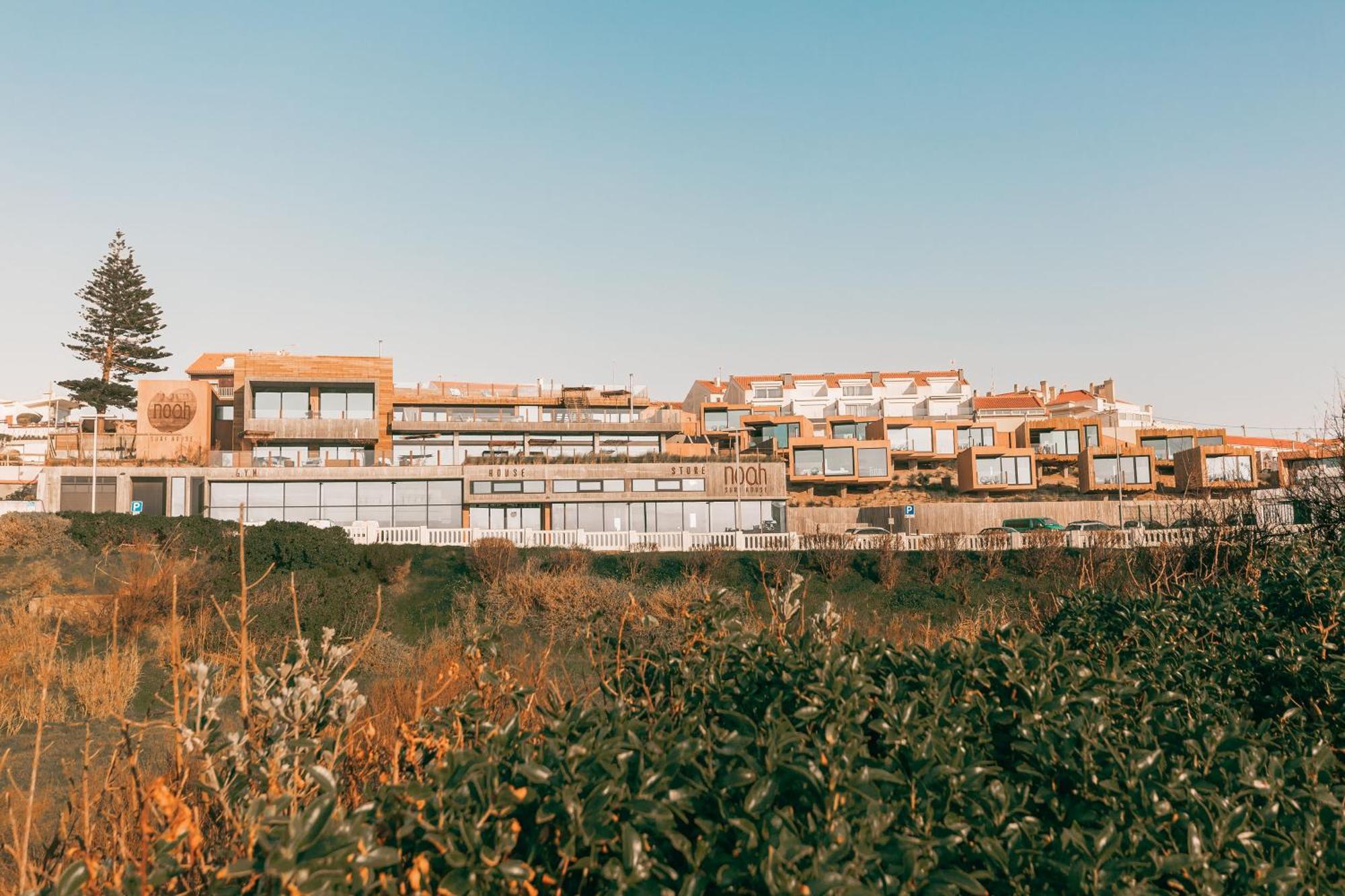 ホテル Noah Surf House Portugal サンタ・クルーズ エクステリア 写真