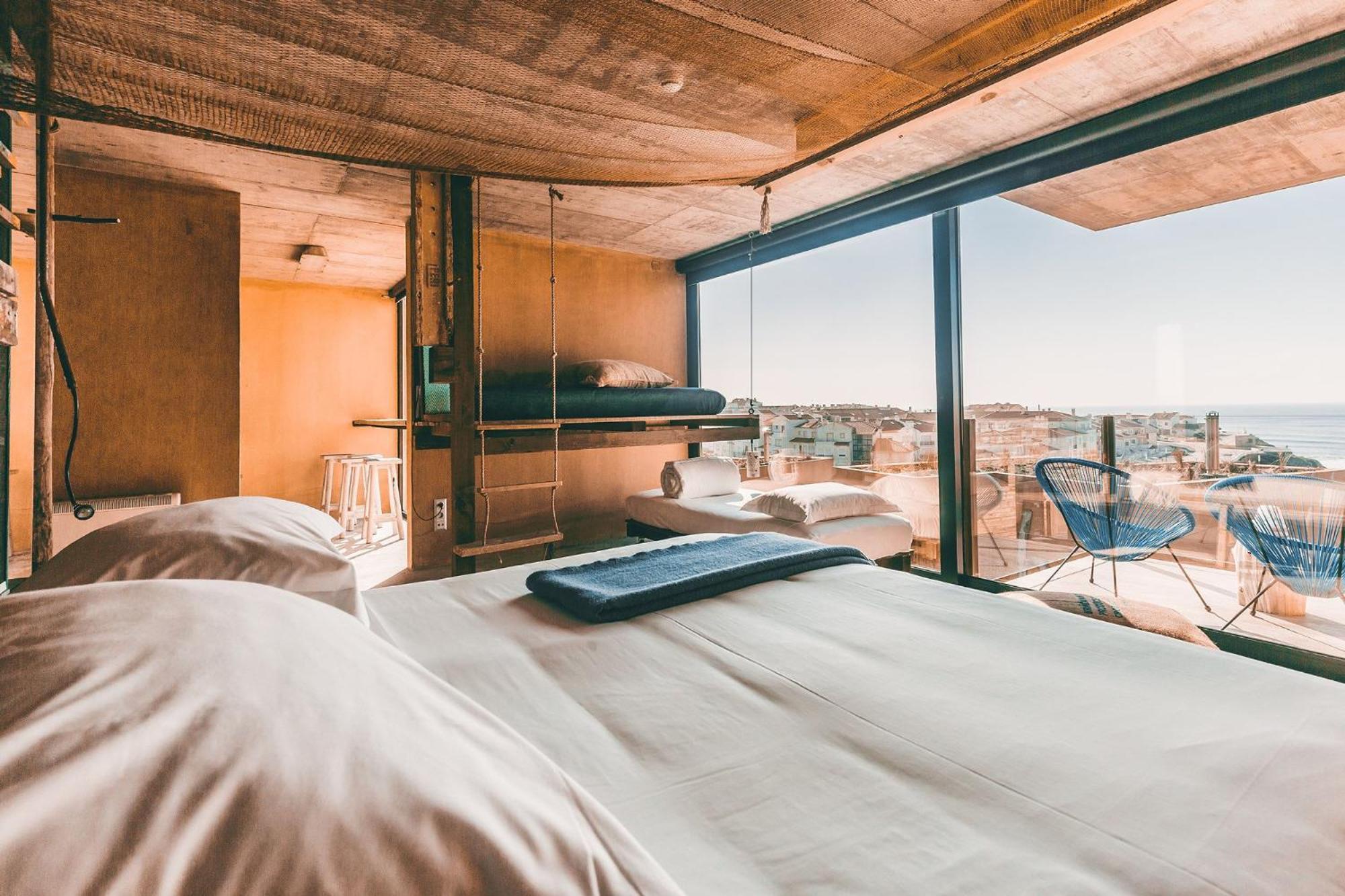 ホテル Noah Surf House Portugal サンタ・クルーズ 部屋 写真