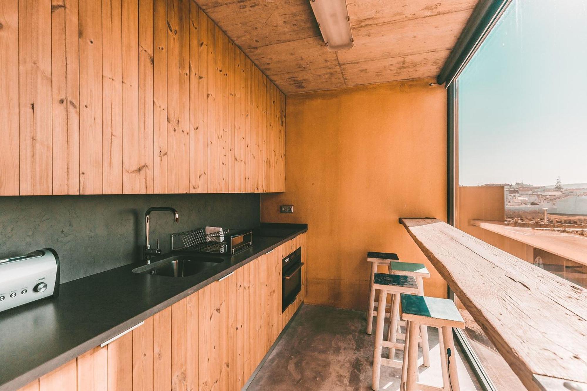ホテル Noah Surf House Portugal サンタ・クルーズ 部屋 写真