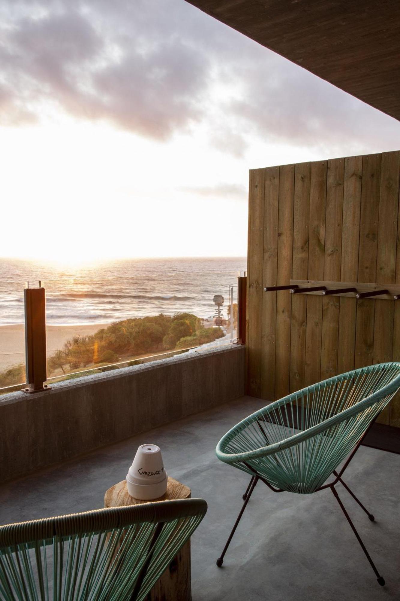 ホテル Noah Surf House Portugal サンタ・クルーズ 部屋 写真